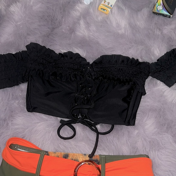 Swimsuit/Bikini (2pc) - Picture 3 of 3